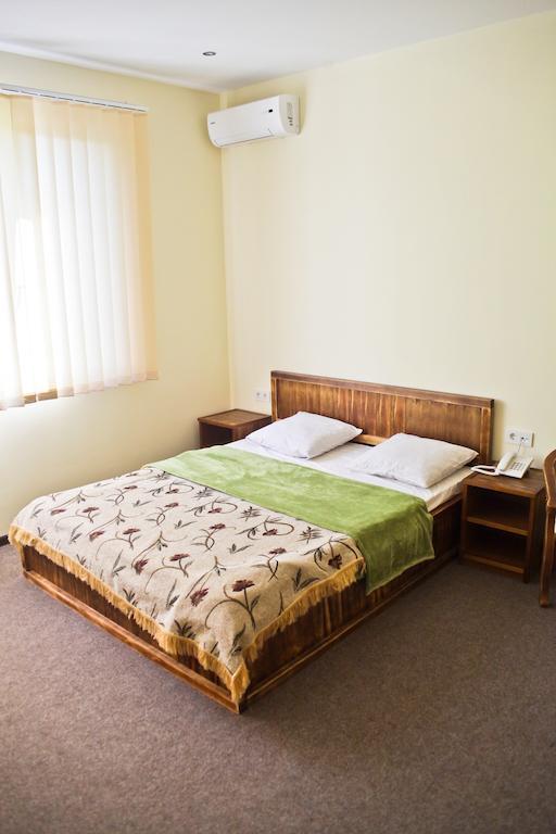 Cowboy Hotel Oldenburg Bagian luar foto