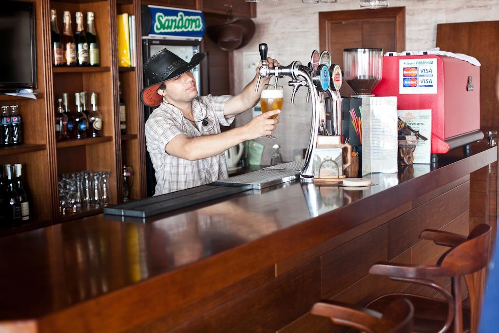Cowboy Hotel Oldenburg Bagian luar foto